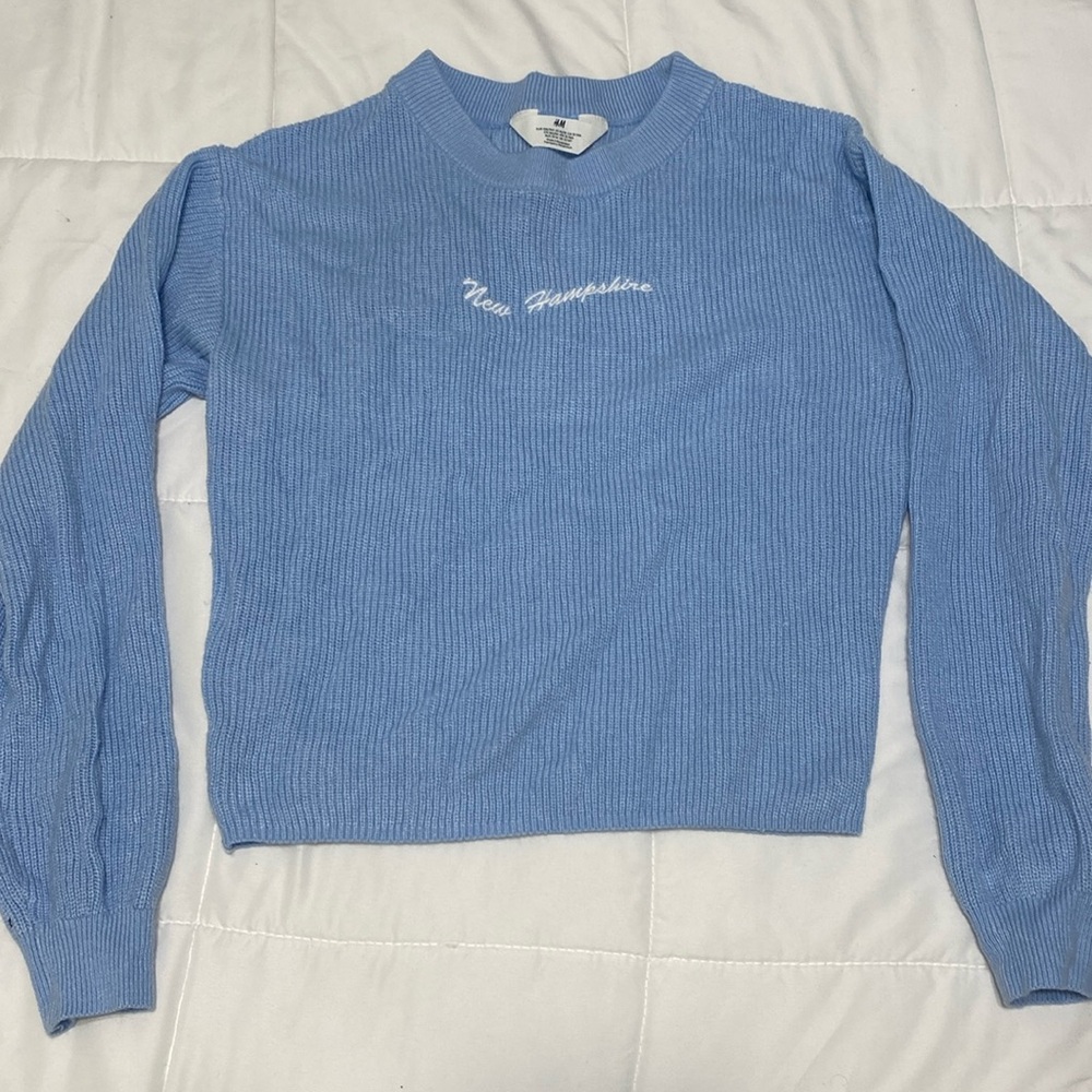 H&M Sweater - Picture 1 of 2
